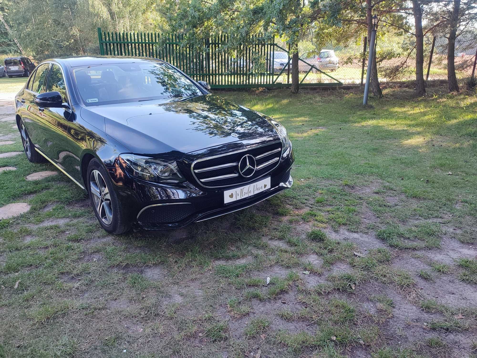 Samochód do ślubu Mercedes E220 4matic