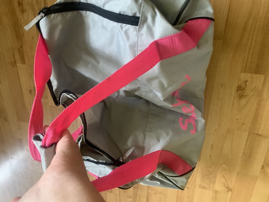 Продаю дорожню сумку