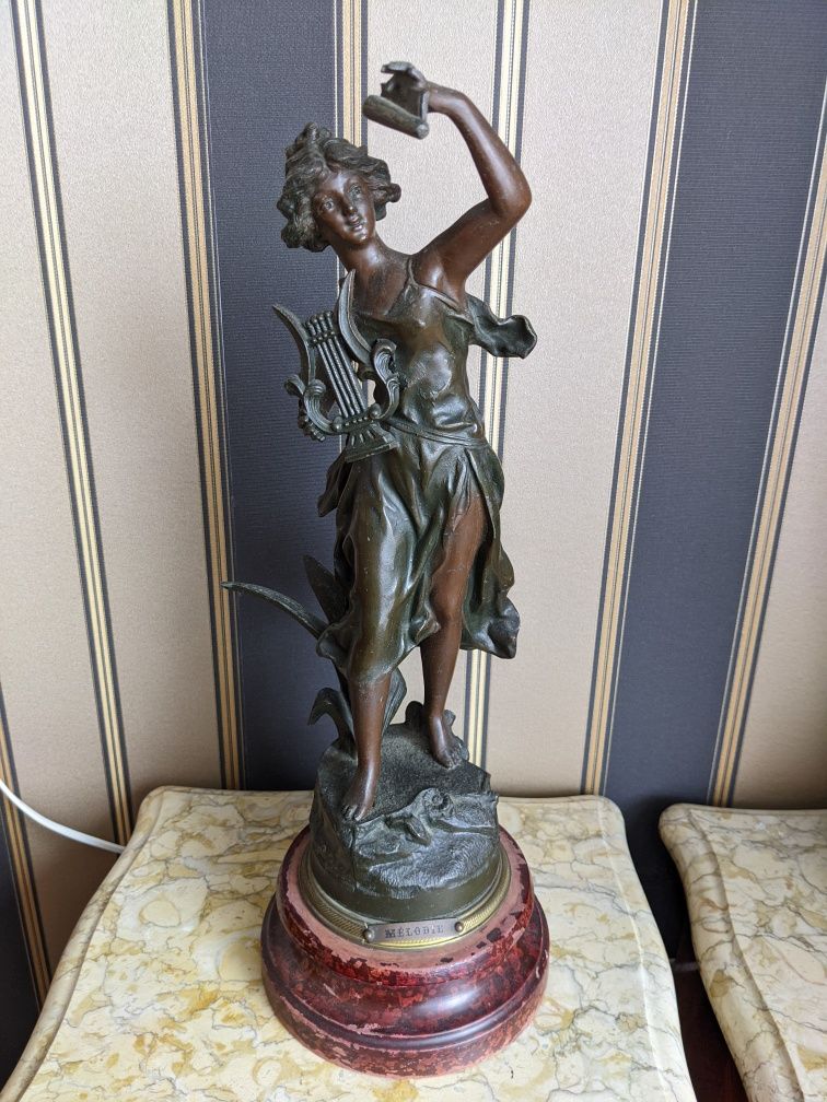 Figura, rzeźba Kobieta z lirą, oryginalna, sygn. Charles Ruchot.