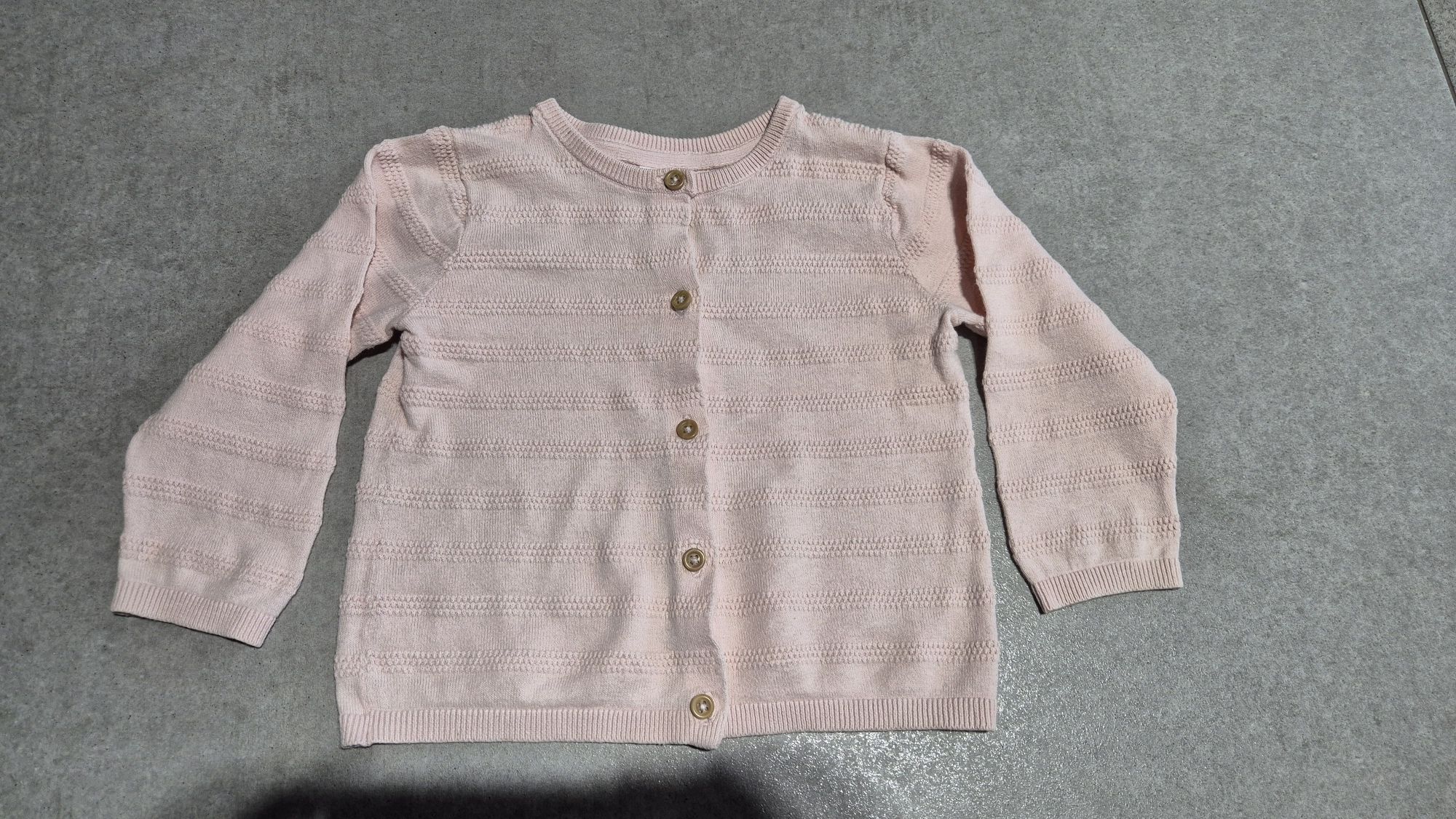 Sweterek cienki H&M pudrowy róż 80 zapinany