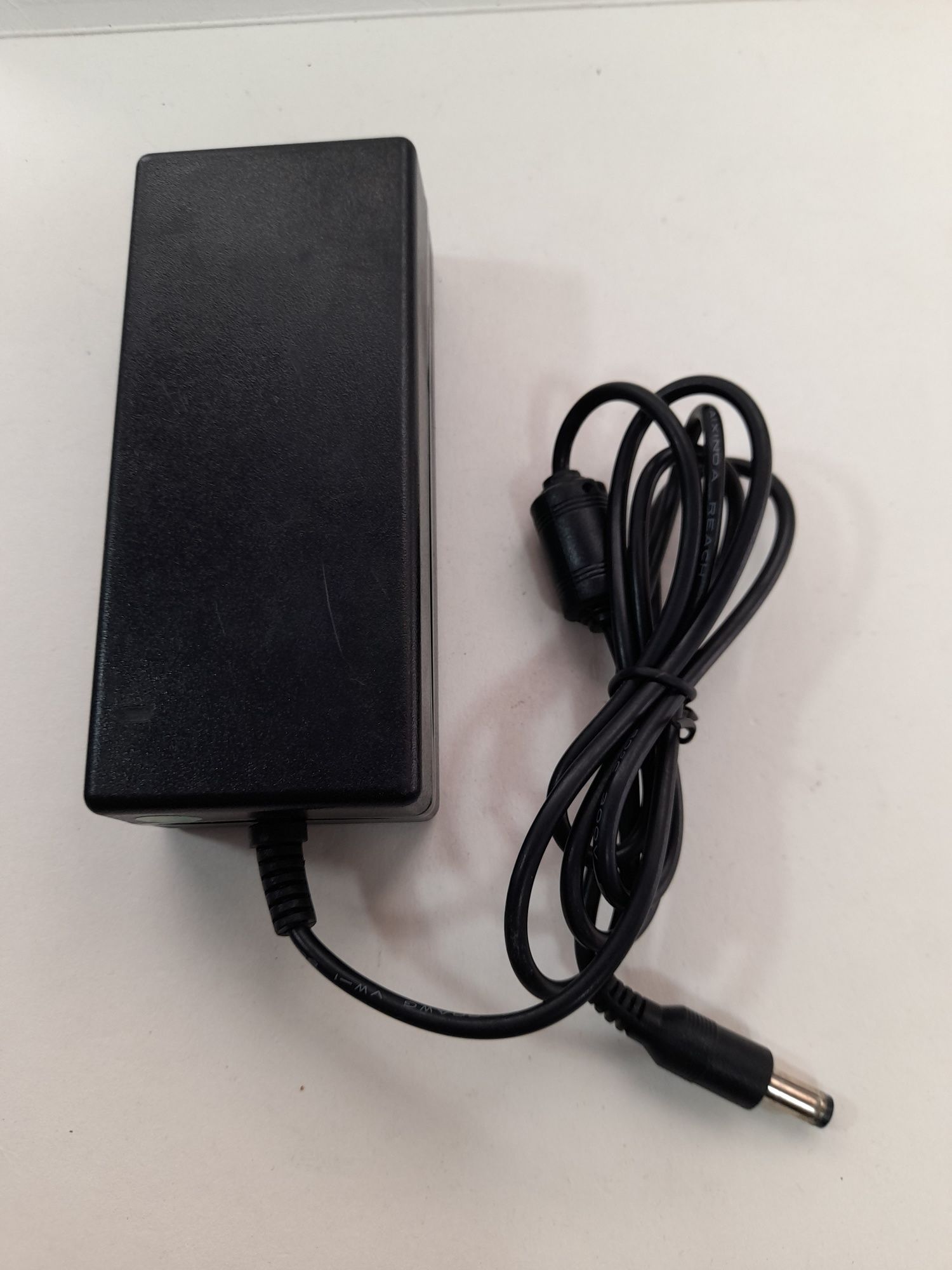 Блок питания 54V-1.11A model TDX-5401110