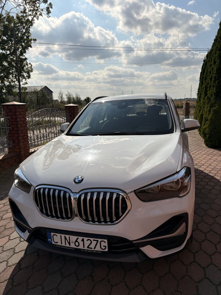 Sprzedam BMW X1 sDrive 16d