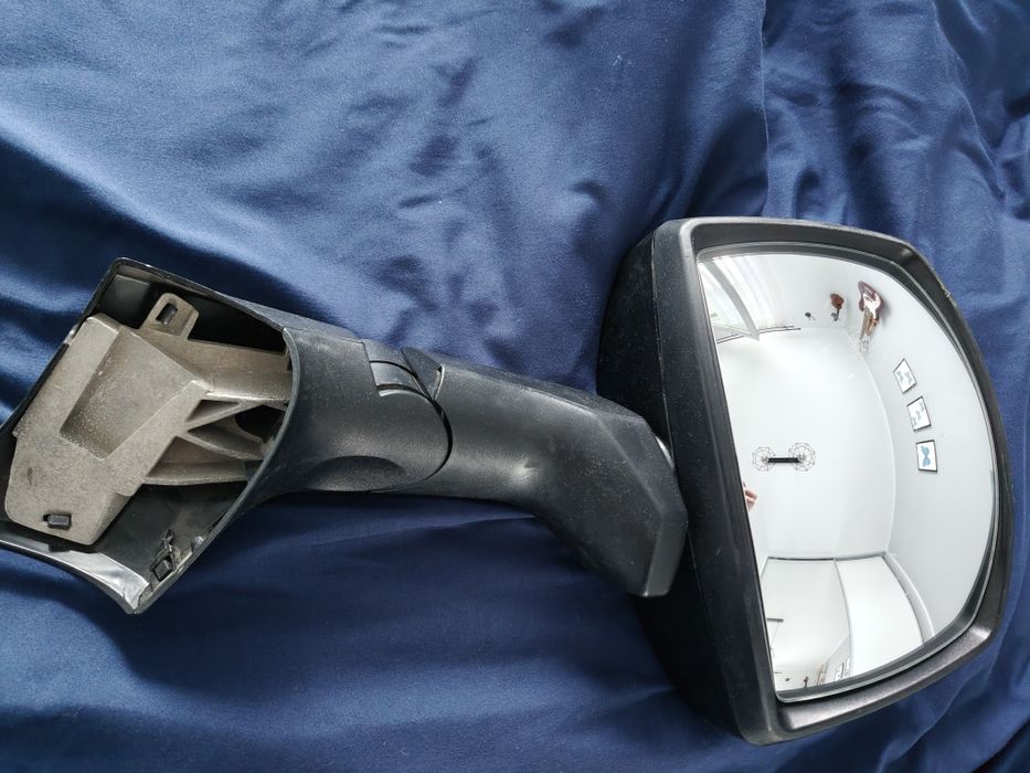 Lusterko narożne czołowe panoramiczne Man tga