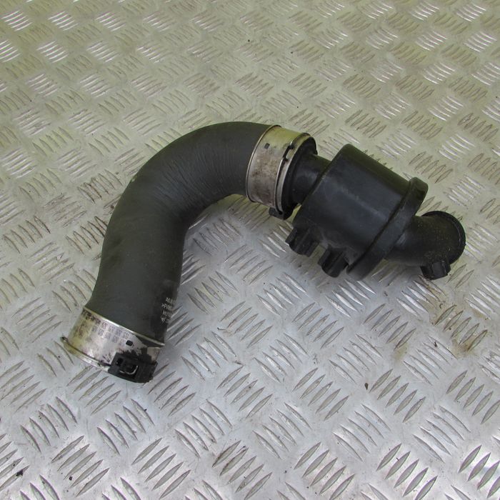 Патрубок інтеркулера Спринтер 906