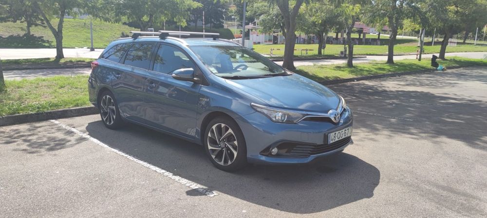 Toyota Auris Touring Sports 1.8 HSD Híbrido Automático – 2015