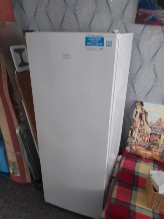 Морозильна камера Beko