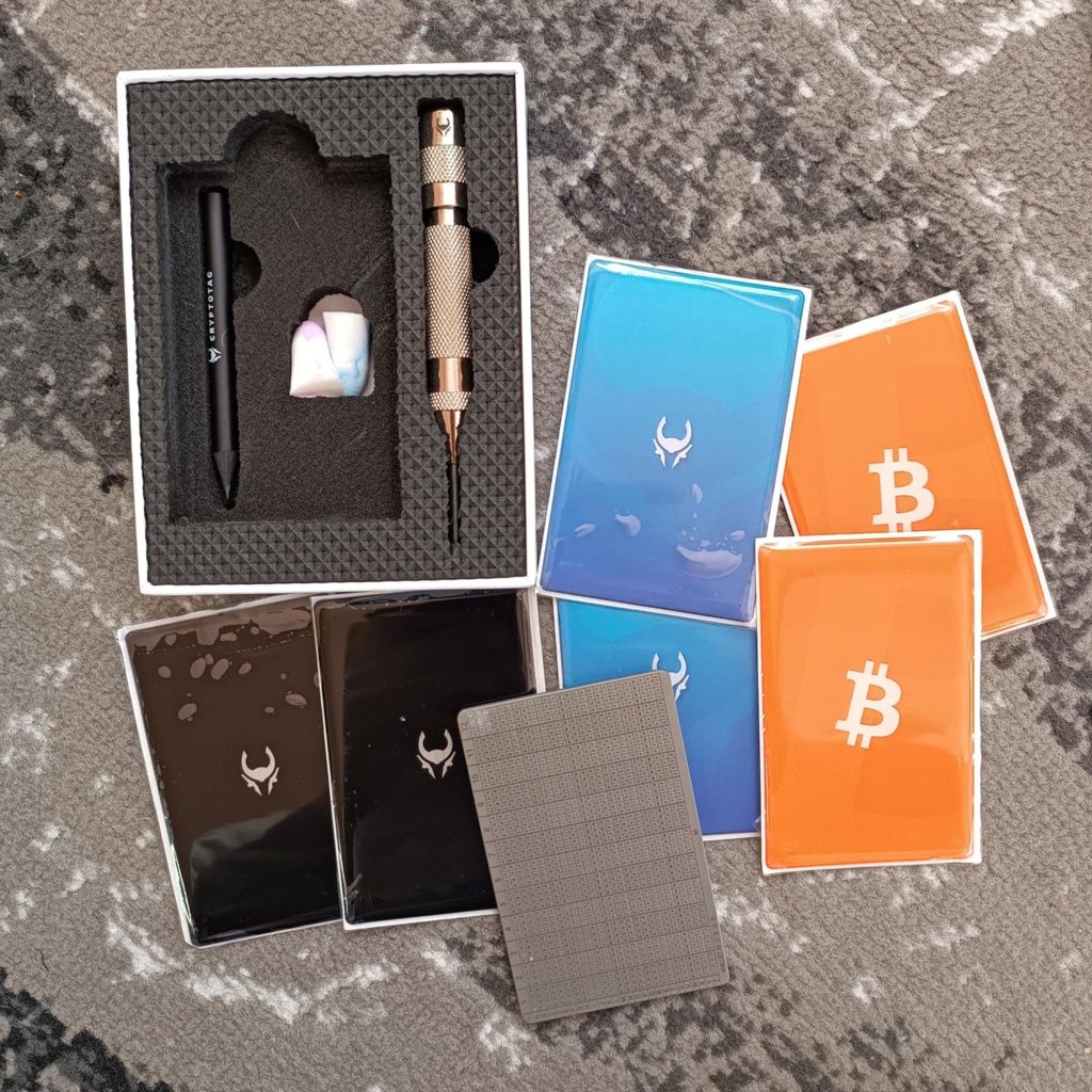 Cryptotag Loki (do przechowywania fraz portfeli kryptowalut)