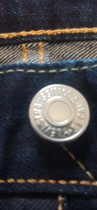 Нові джинси Levi's 501