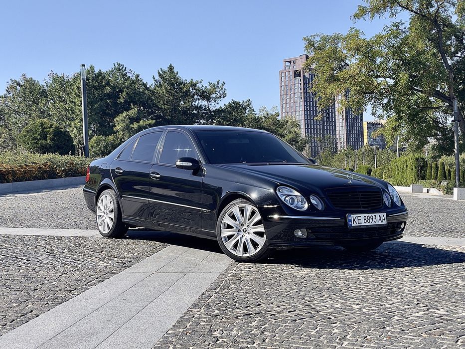 Mercedes-benz E320 W211