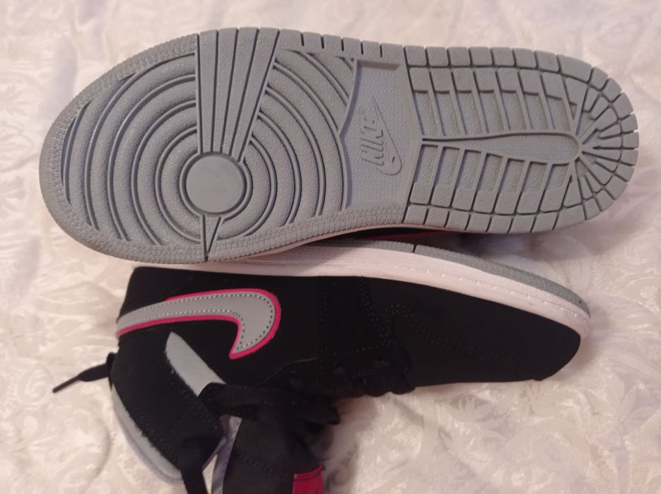 Кросівки(nike jordan)хайтопи34роз.