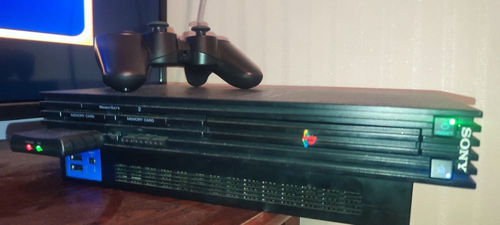 Playstation 2 FAT с HDD 500gb, установлено 140 игр
