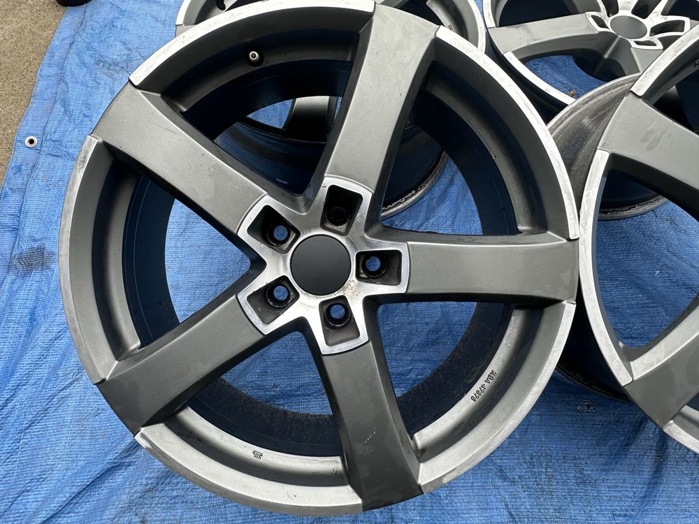 Felgi aluminiowe 18 5x112 Audi A4 A5 A6 A7 A8