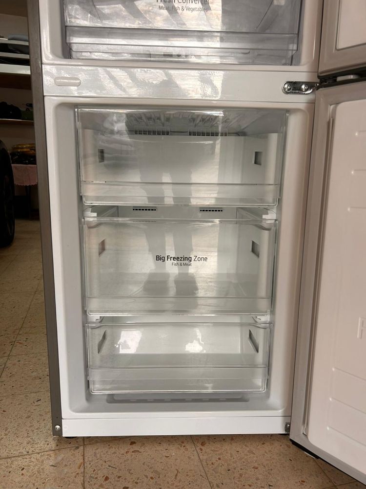 Frigorífico combinado LG novo