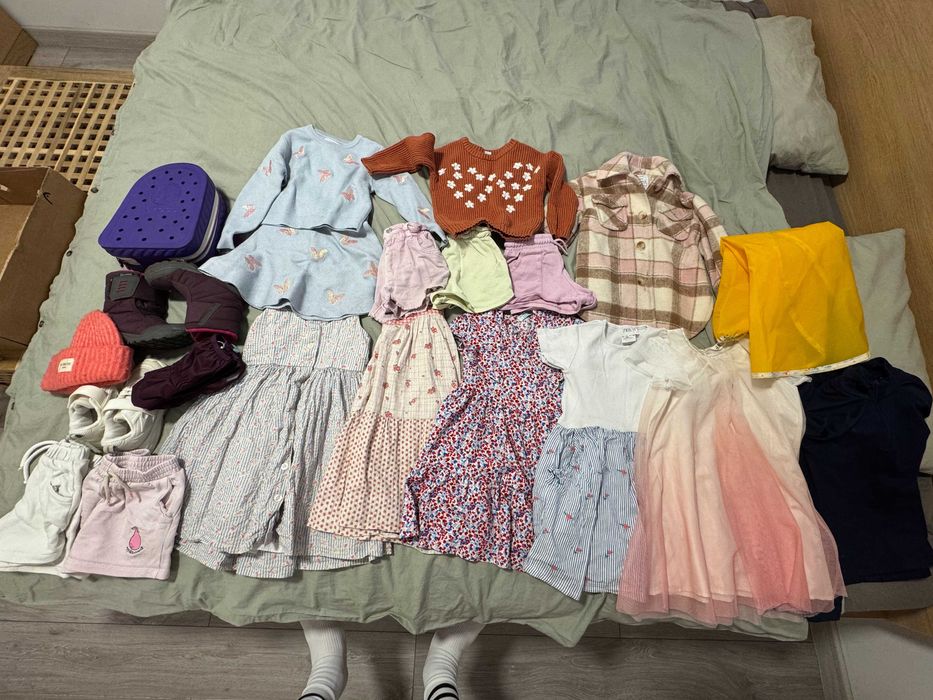 Zestaw ubranek dla dziewczynki 3-4 lata (od 98 do 110) + buty i plecak