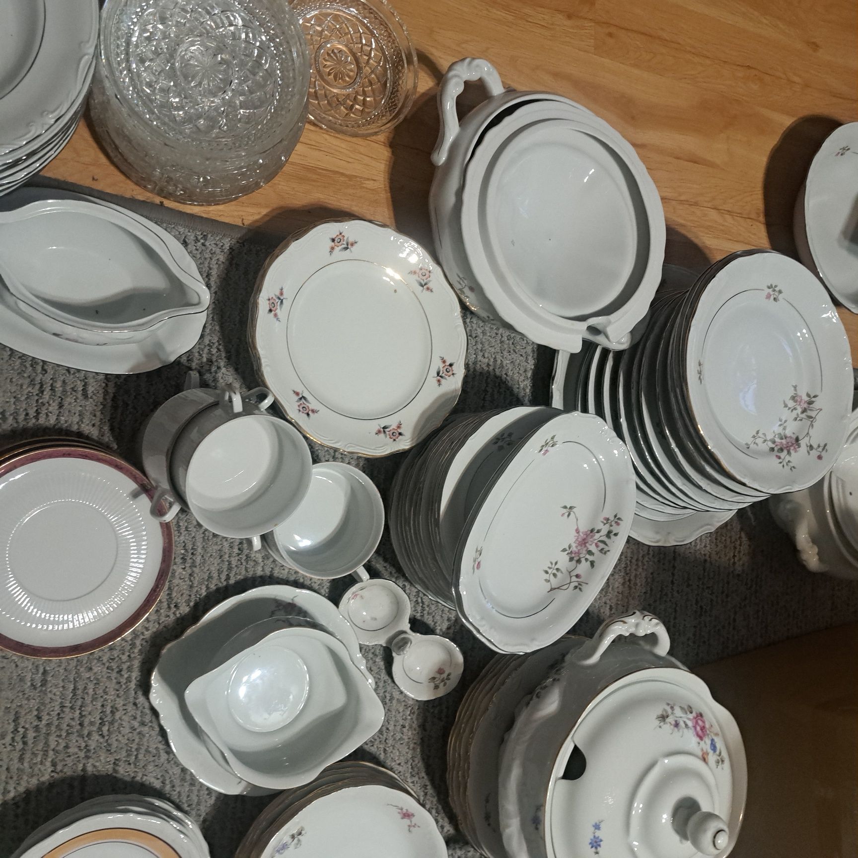 Porcelana zestawy i kryształy