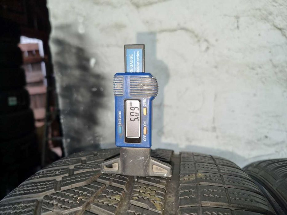 Dwie Opony zimowe 225/45R18 5mm Hankook Winter I'cept evo 2 2024r