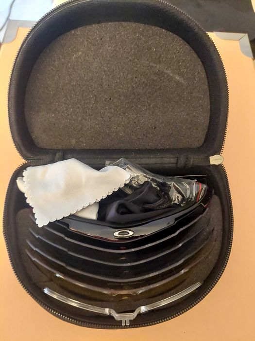 KIT Óculos Oakley  para Ciclismo,  Air Soft ou outros desportos.