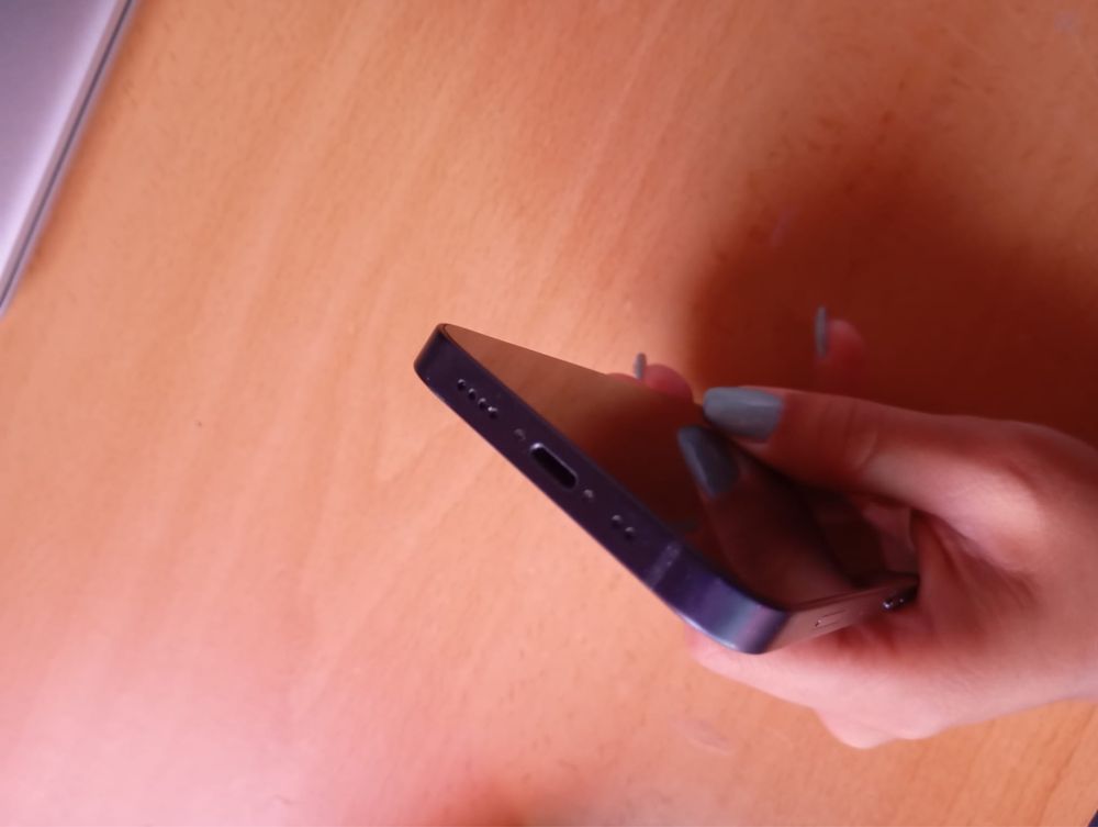 iPhone 12 mini usado