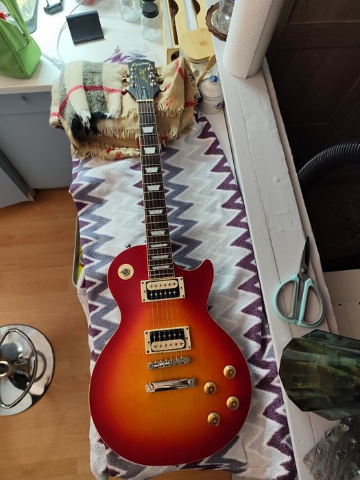 Gitara elektryczna Epiphone Les Paul classic worn Inspired by Gibson