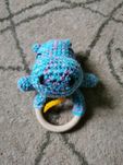 grzechotka hipcio dla niemowlaka, bezpieczna, na szydełku, handmade