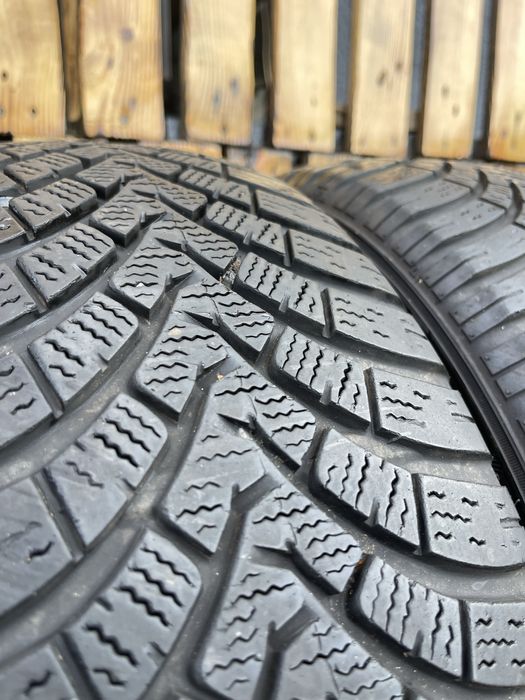 Шини зима 205/60 r16