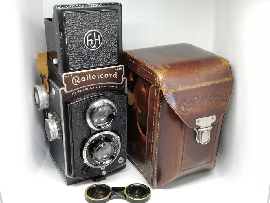 Rolleicord II Type I Carl Zeiss Triotar + estojo (100% funcional)