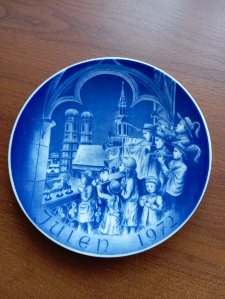 Talerze z porcelany  ścienne