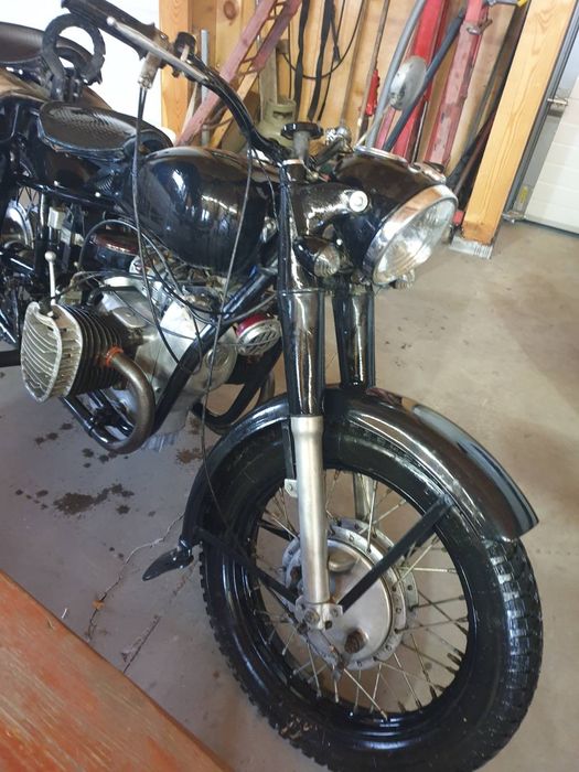 Мотоцикл Дніпро К 750. Реставрований 70го року випуску.