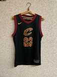 NBA Cleveland James 23 M