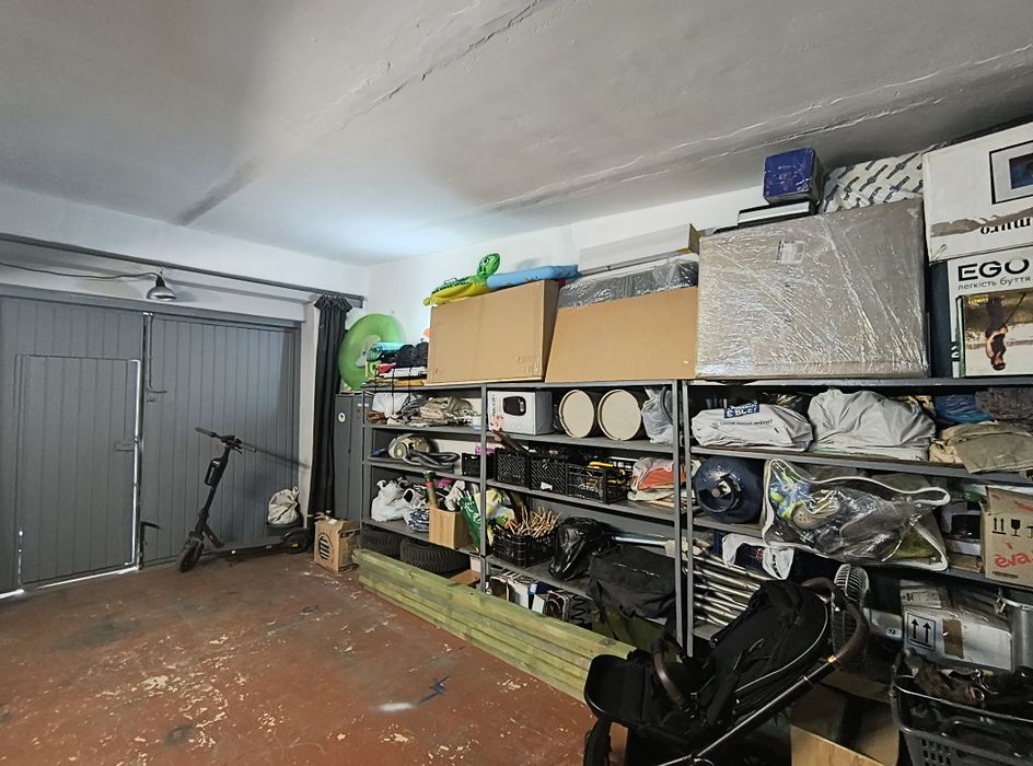 Продам гараж 6*4