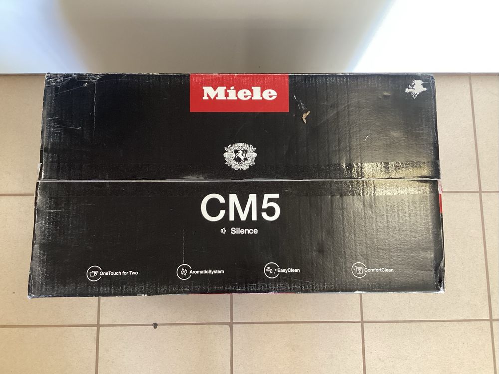 Sklep nowy ekspres ciśnieniowy Miele CM5 Silence Obsidian black