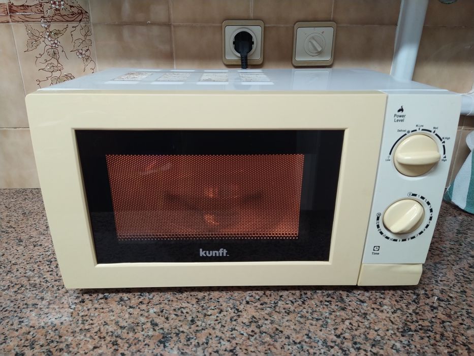 Micro-ondas Kunft casa quarto apartamento vivenda escritório gabinete.