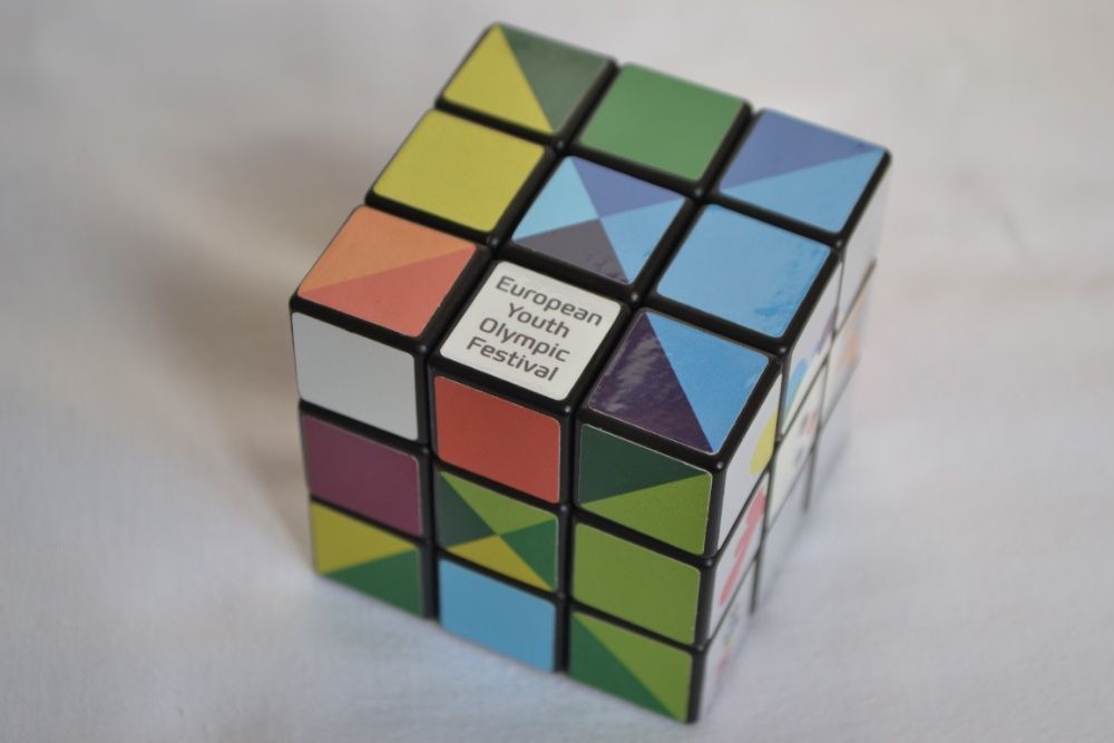 Головоломка "Кубик-Рубик" -приз 14 Европейского олимпийского фестиваля