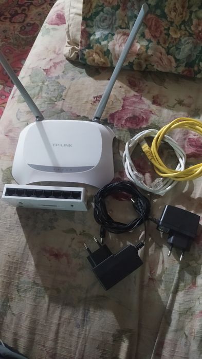 Продам комплект Роутер TP-LINK