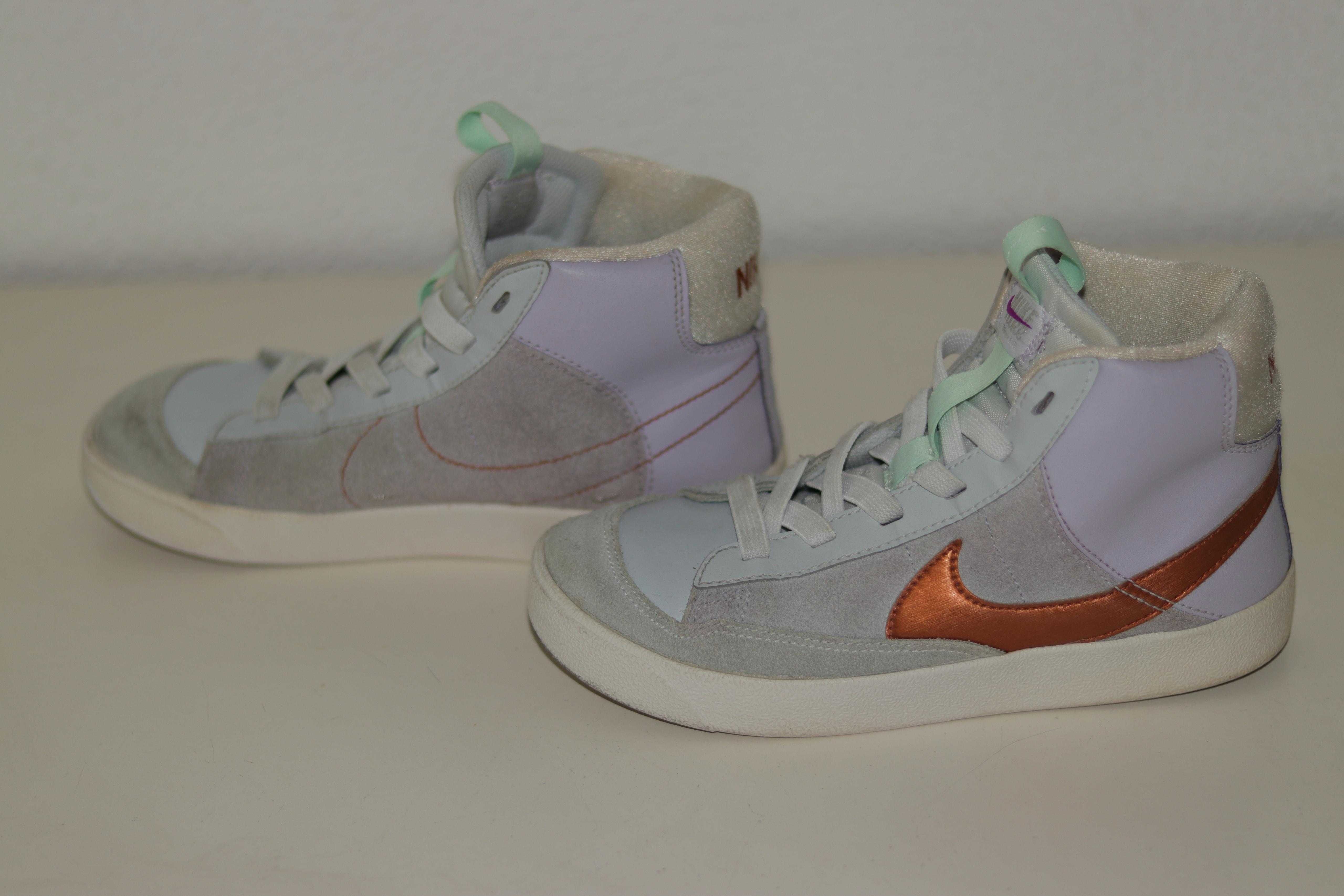 Sapatilhas Nike Blazer Mid '77 SE D Júnior - Roxo