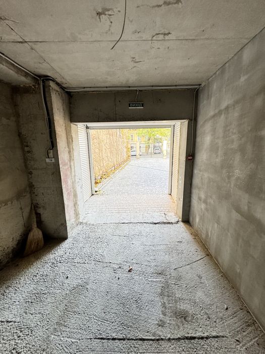 Здам  в аренду паркомісце