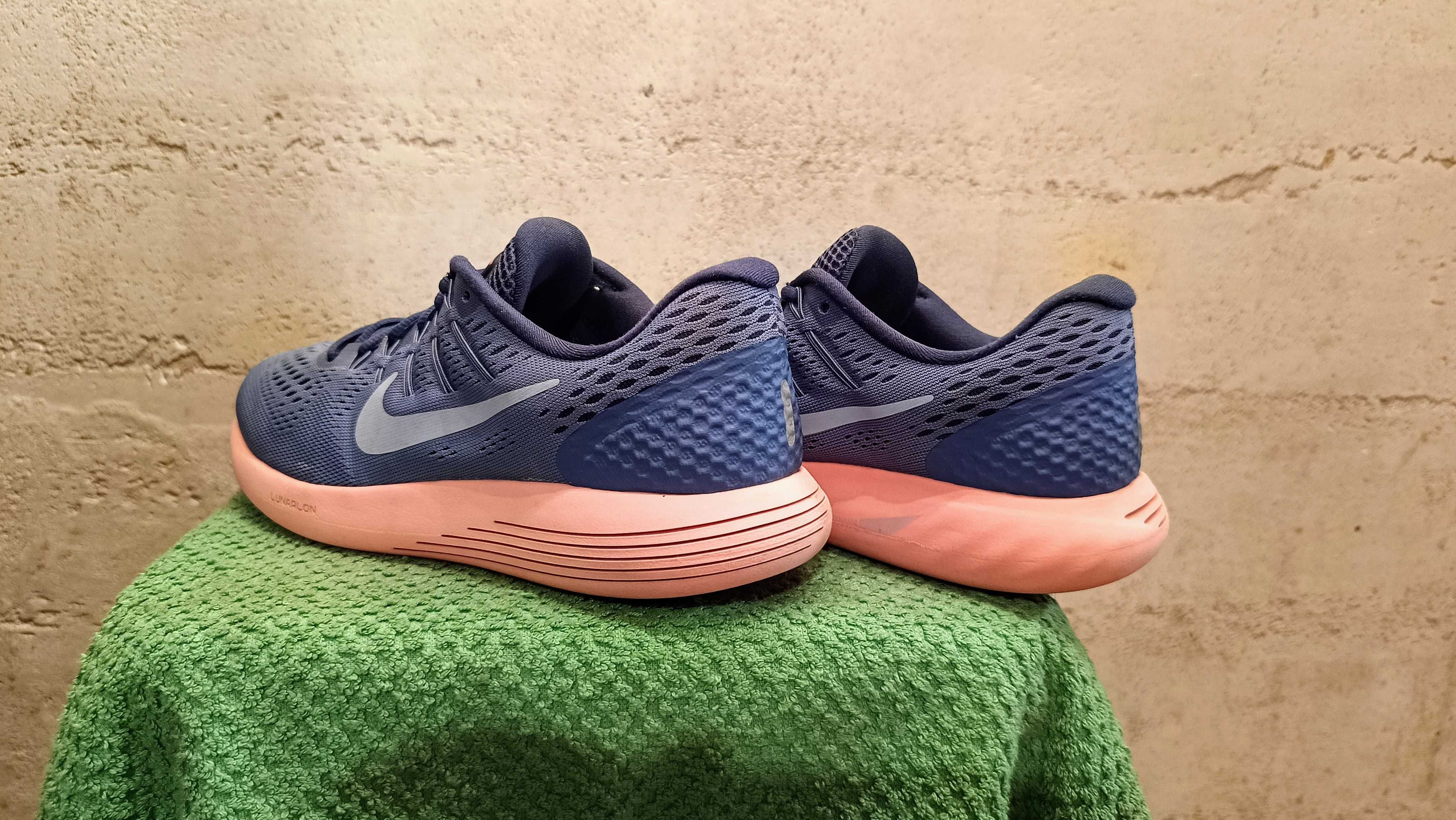 Buty do biegania NIKE LUNARGLIDE 8 r.39 stan bardzo dobry