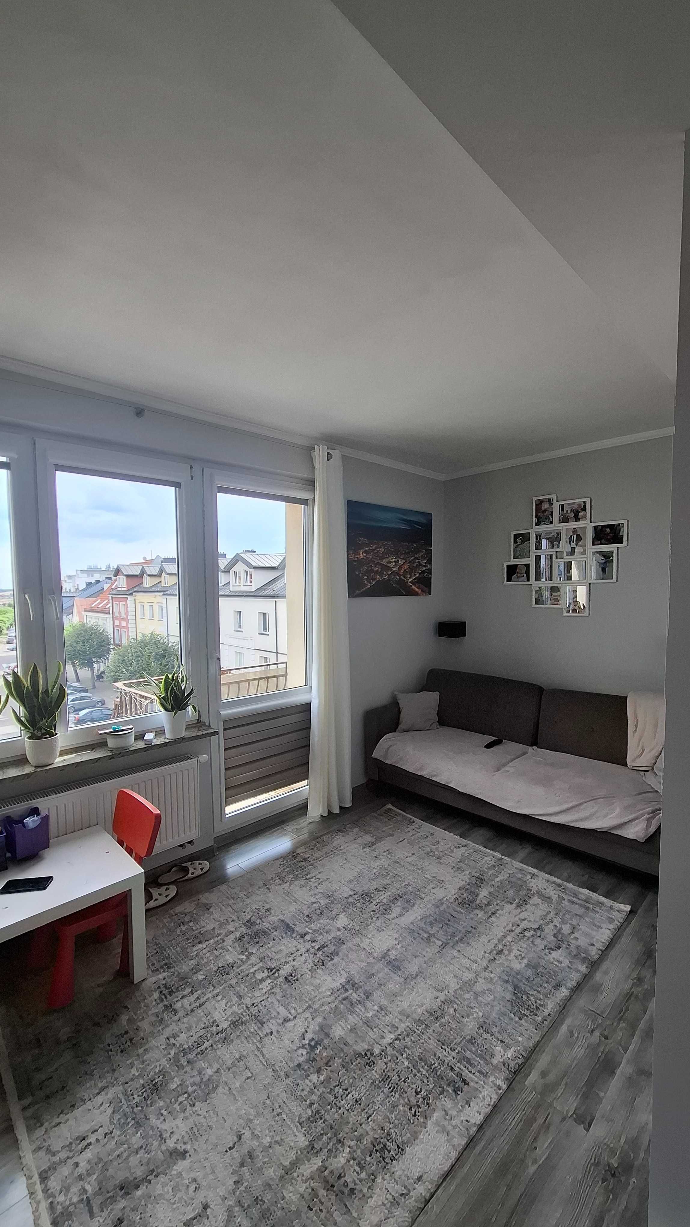 Mieszkanie 56m²–3 pokoje, centrum Mławy, klimatyzacja, kominek