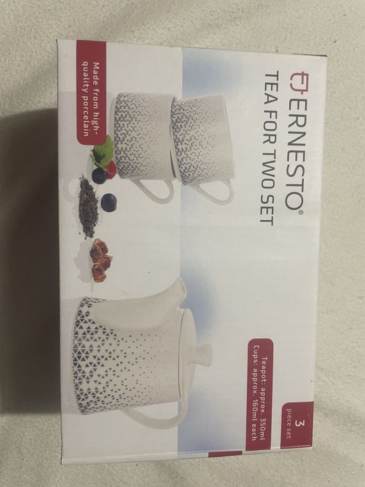Porcelanowy zestaw do herbaty
