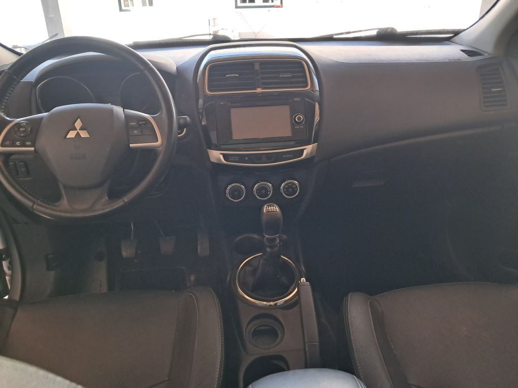 Mitsubishi ASX 1.8 DI-D INSTYLE