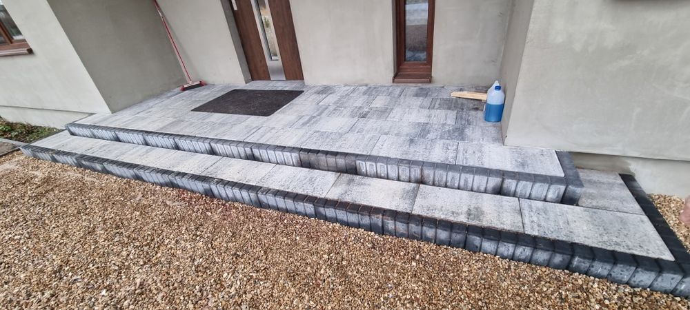 Ukladanie kostki brukowej