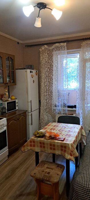 ЖК Радужный Продам 1 ком кв-ру с лоджией из кухни.Таирова