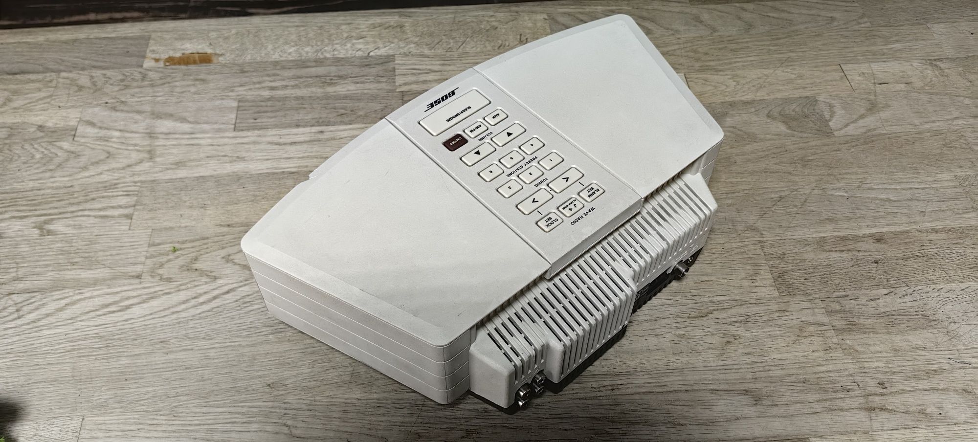 Радіоприймач Bose AWR 1-2