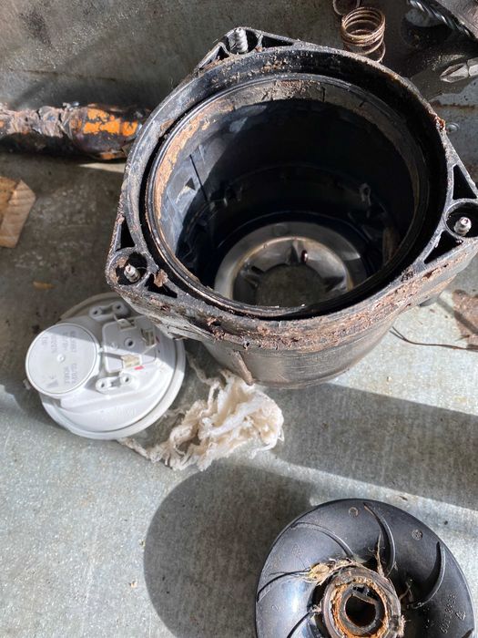 Терміновий ремонт установок Grundfos Sololift, WILO,Planus GEYSER, NPO