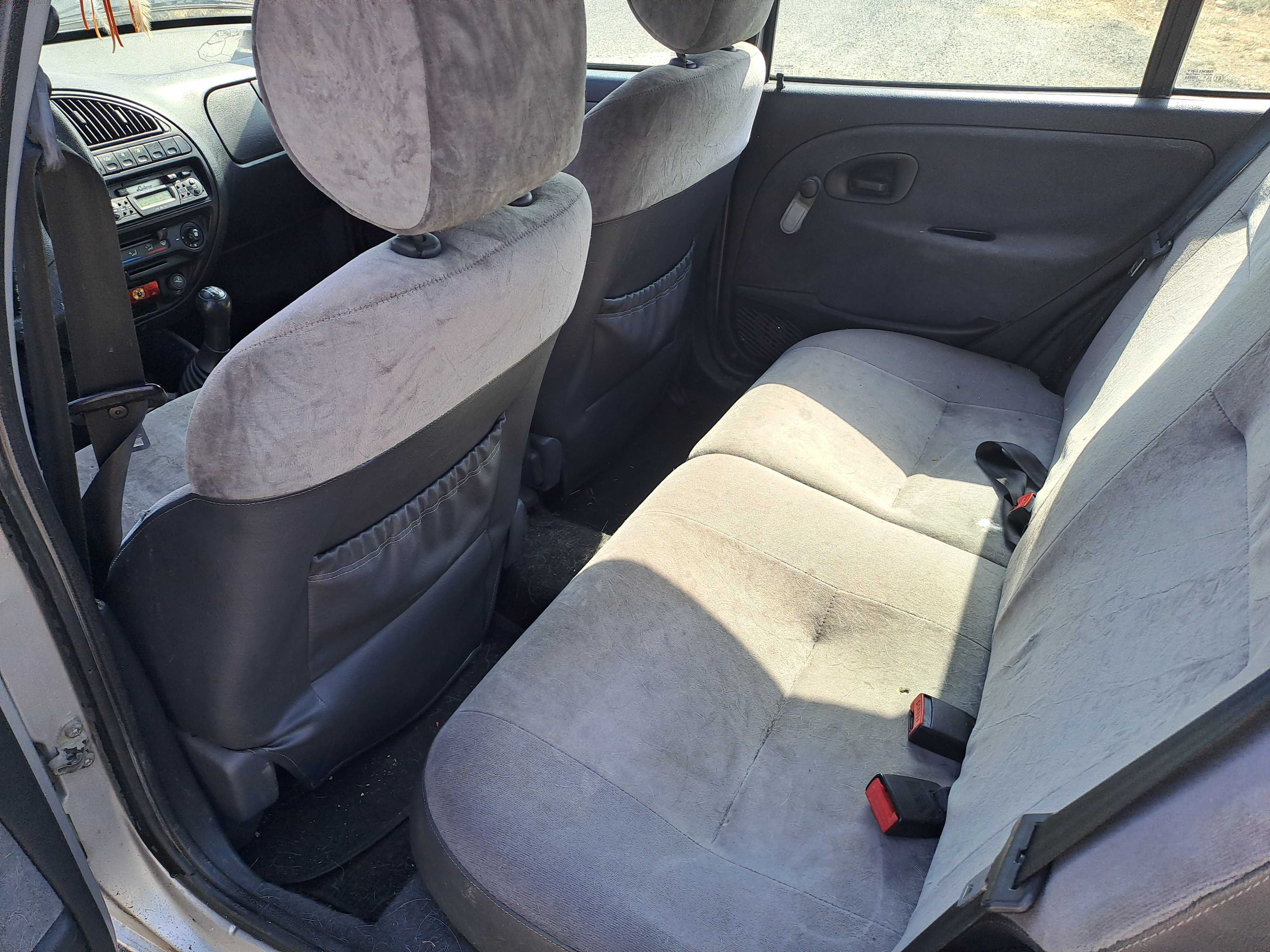 Citroën Saxo 1.1 123.000 km Salvado