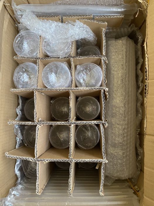 Прозорі пластикові кулі 8 см шари