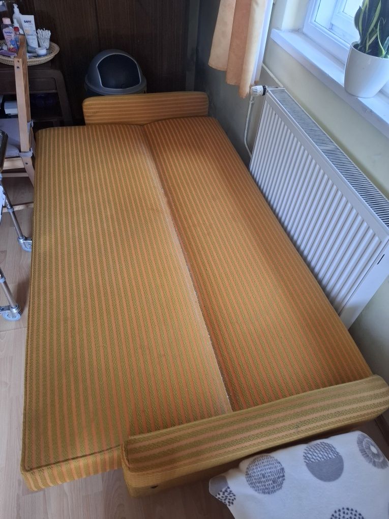 Stara wersalka kanapa oddam