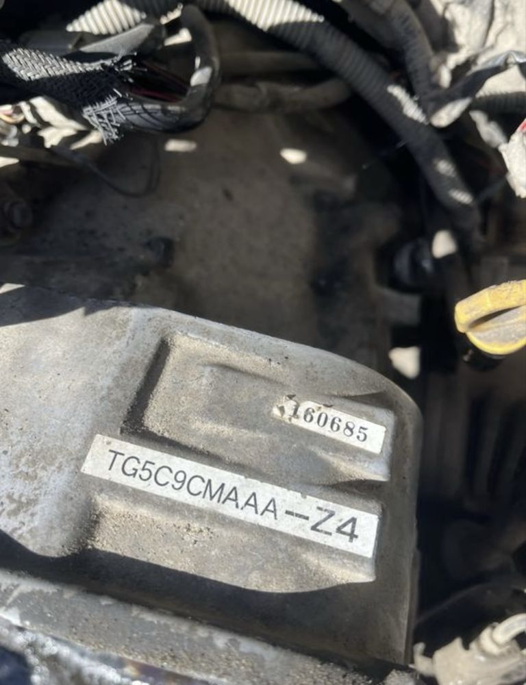 Розбираю Субару Трібека