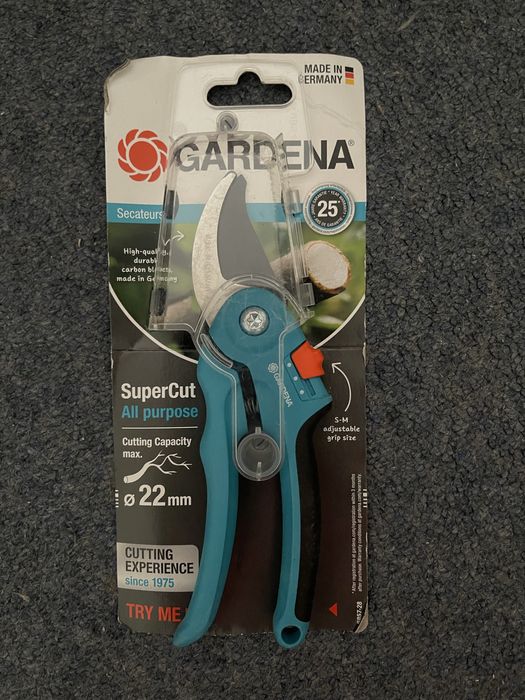 Секатор Gardena 22 мм