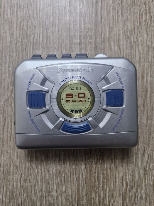 Panasonic RQ-E11 Walkman XBS Bass Equalizer